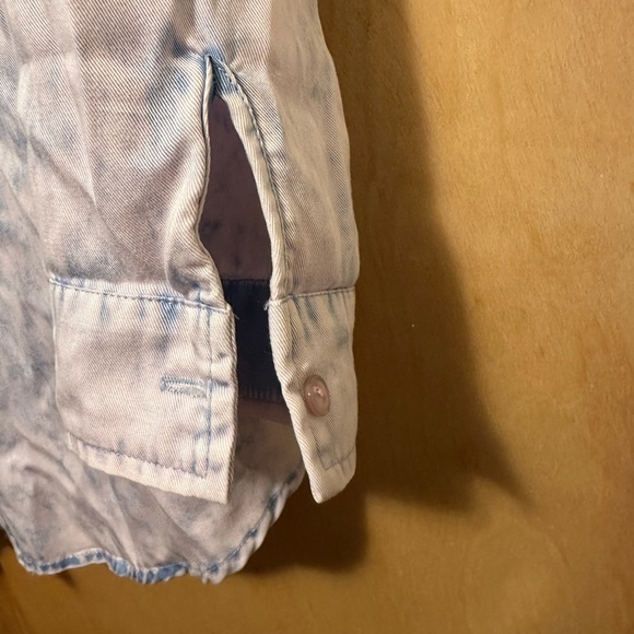 GB Button Down - Picture 4 of 6